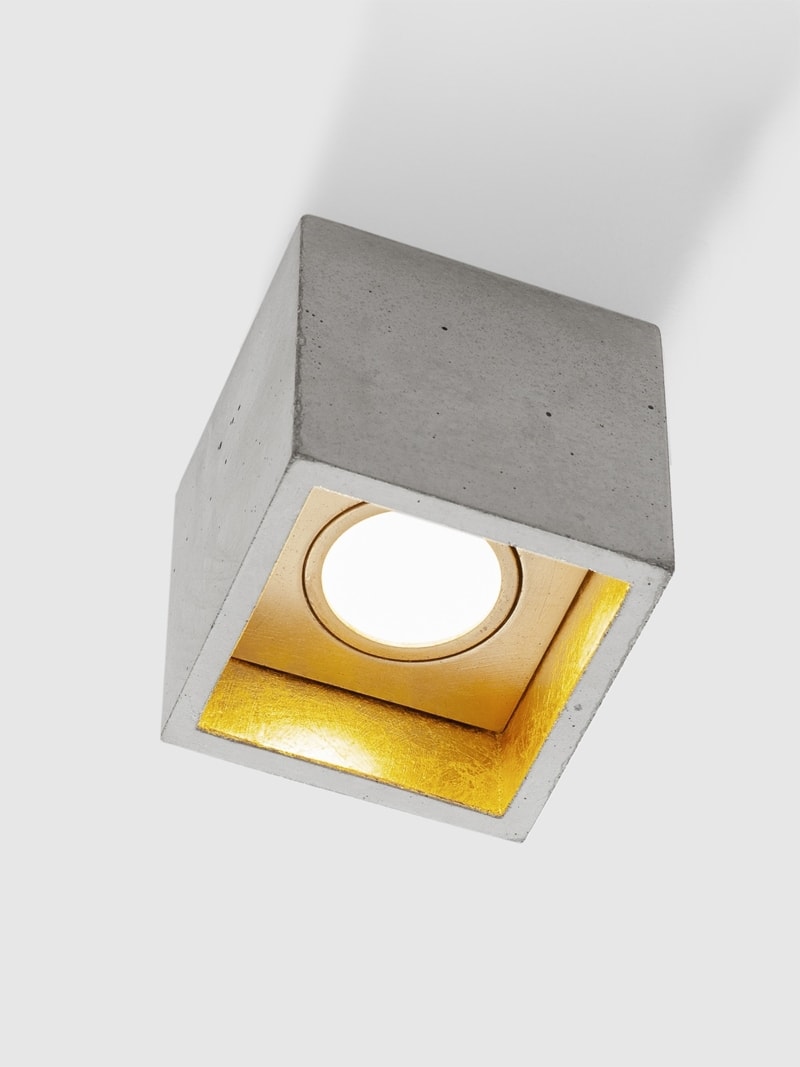 b7 deckenspot deckenlampe quadratisch beton gold 03