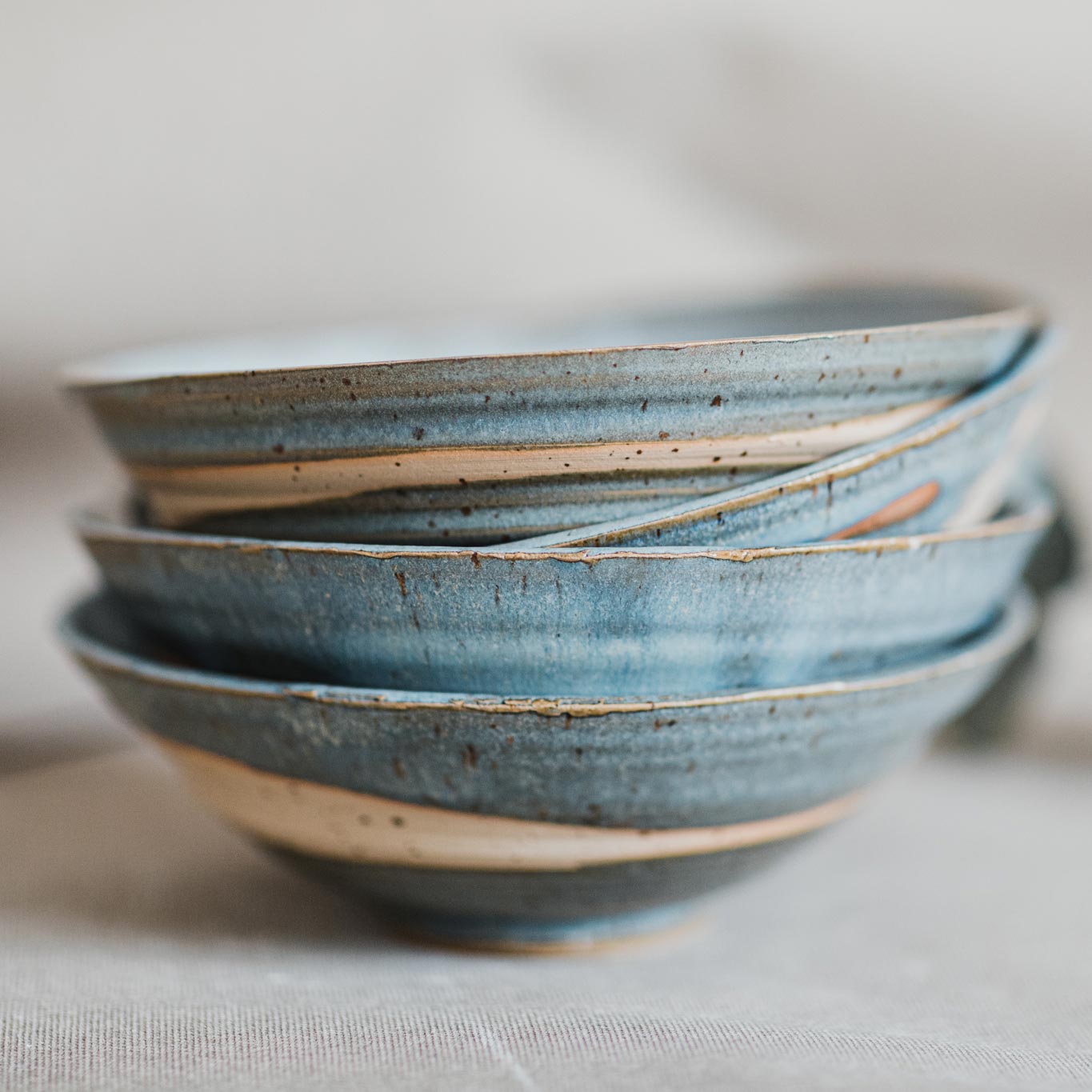04 dining ritual vessel 1 keramik ton blau handgefertigt brsg